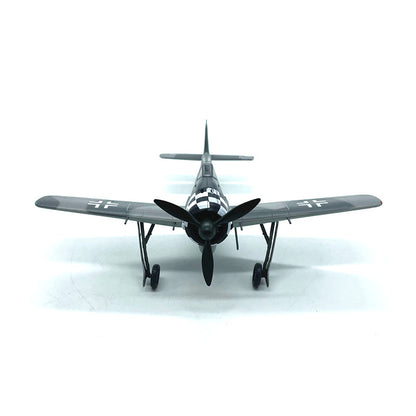 prebuilt 1/72 scale Fw 190 German fighter aircraft model 36401