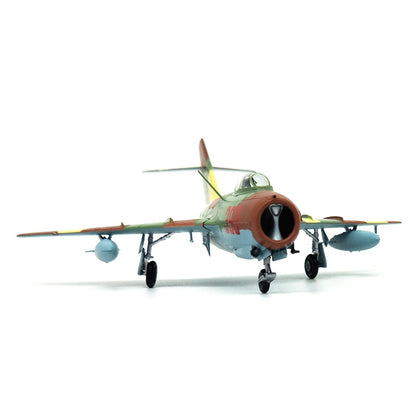 prebuilt 1/72 scale MiG-15 aircraft model 37134