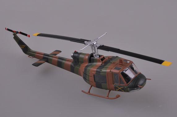 prebuilt 1/72 scale UH-1B Huey US military helicopter model 36910