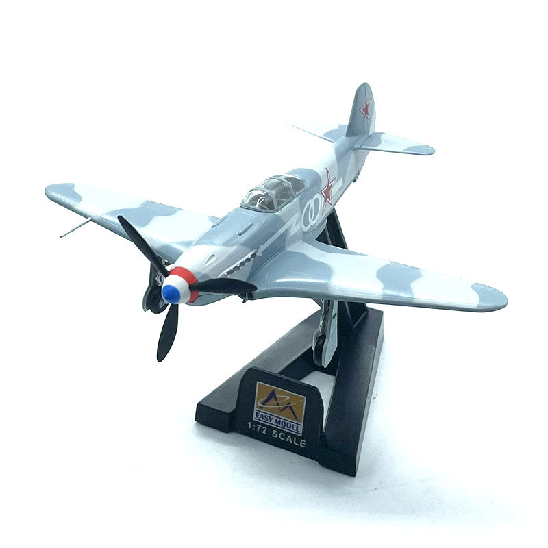 1/72 scale prebuilt Yak-3 WWII fighter aircraft model 37230