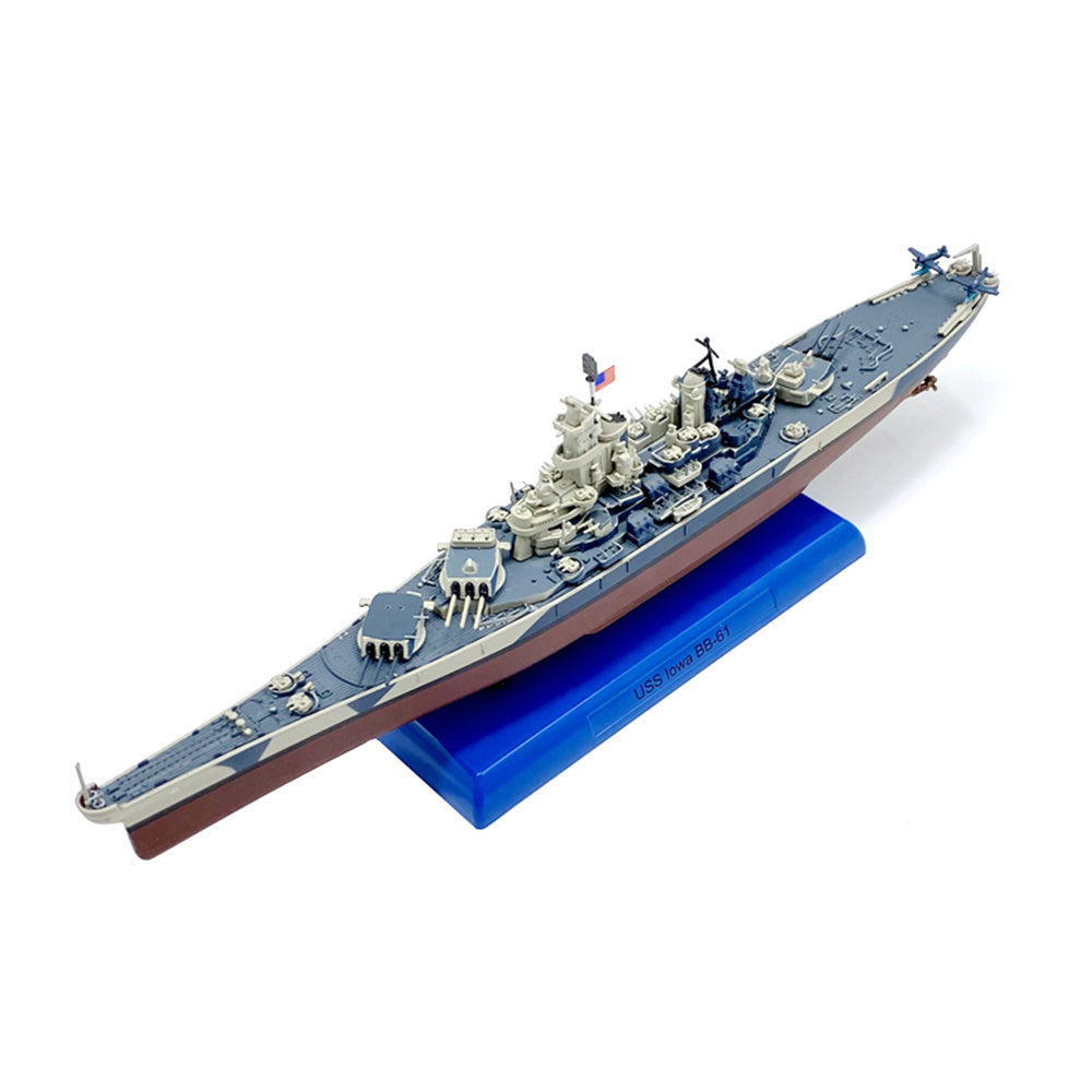 1/1000 scale diecast Iowa BB-61 battleship model