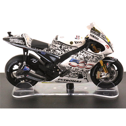 Yamaha YZR-M1 46 Laguna Seca 2010 1/18 Scale Diecast Motorcycle Model