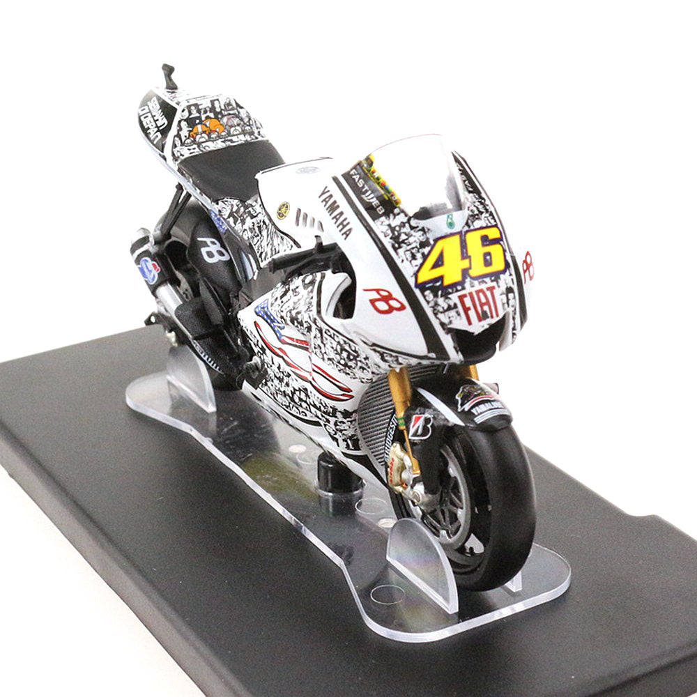 Yamaha YZR-M1 46 Laguna Seca 2010 1/18 Scale Diecast Motorcycle Model