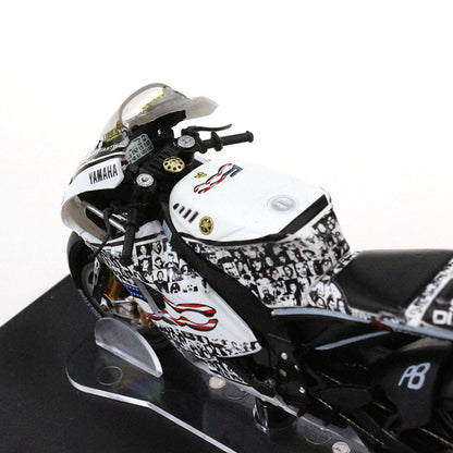 Yamaha YZR-M1 46 Laguna Seca 2010 1/18 Scale Diecast Motorcycle Model