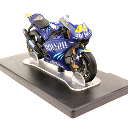 Yamaha YZR-M1 46 World Champion 2004 1/18 Scale Diecast Metal Motorcycle Collectible Model