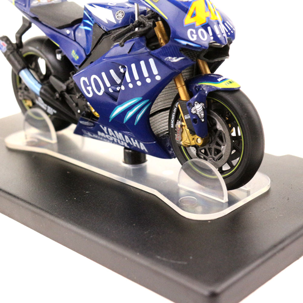 Yamaha YZR-M1 46 World Champion 2004 1/18 Scale Diecast Metal Motorcycle Collectible Model